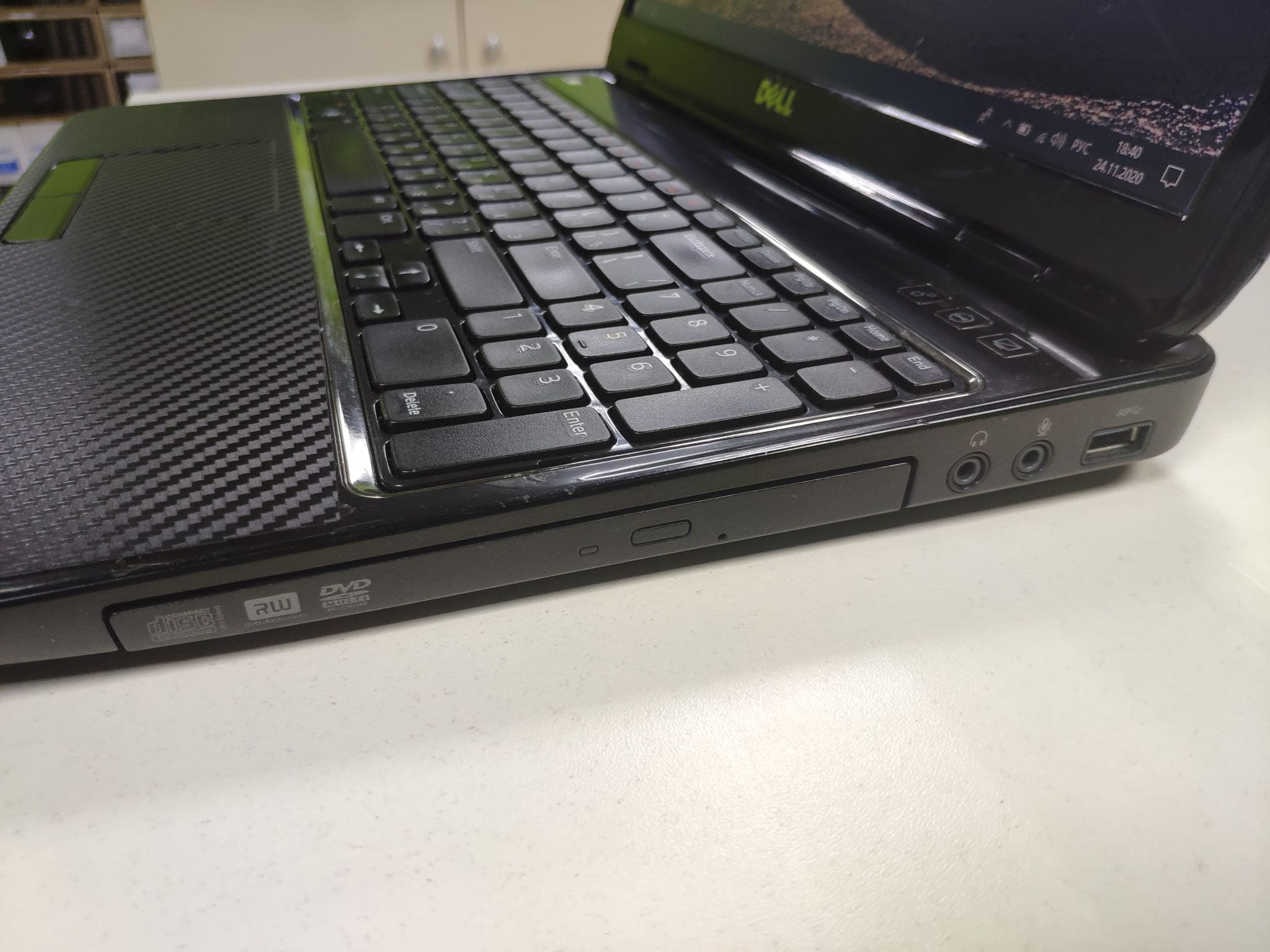 Ноутбук dell inspiron m5110 не включается без батареи что делать